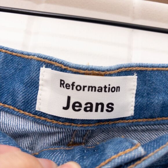 Reformation Cynthia Button Fly High Rise Straight Jeans Size Zenia 27 - Picture 3 of 9